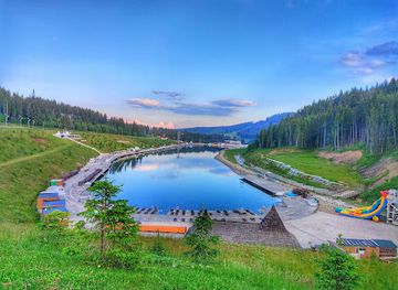 ukraine/bukovel/landmark/ozero-molodosti