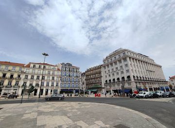 portugal/lisbon/baixa/landmark/praca-dos-restauradores
