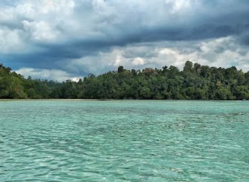 indonesia/kalimantan/landmark/labuan-cermin
