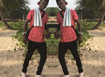 sierra-leone/john-obey-beach/landmark/eastern-police-clock-tower