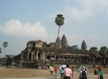 cambodia/siem-reap-province/landmark/battle-of-lanka-gallery