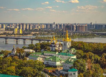 ukraine/kyiv/landmark/great-lavra-bell-tower