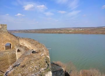 moldova/hotin-county/landmark/dnister-river