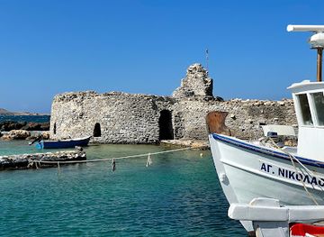 greece/paros/landmark/venetian-castle