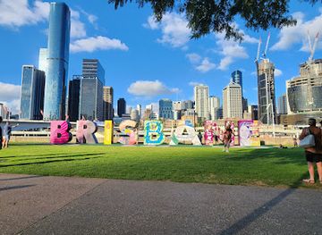 australia/south-west/landmark/brisbane-sign