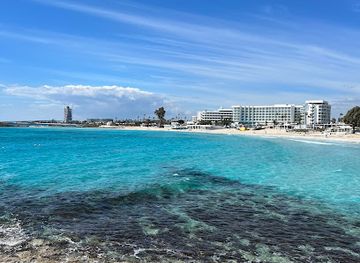 cyprus/ayia-napa/landmark/nissi-beach