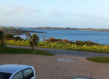 guernsey/herm/landmark/puffin-oyster