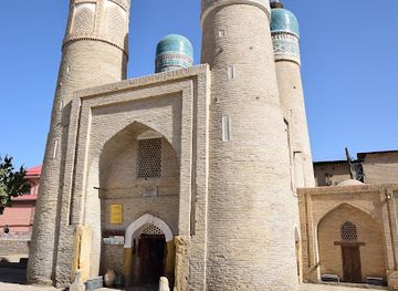 uzbekistan/bukhara/landmark/chor-minor-madrasah