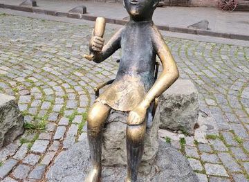 georgia/tbilisi/landmark/tamada-toastmaster-statue