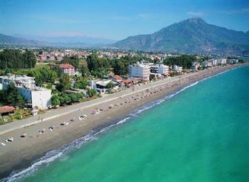 turkiye/fethiye/landmark/calis-beach