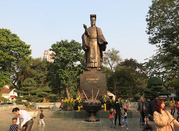 vietnam/hanoi/landmark/vuon-hoa-chi-linh