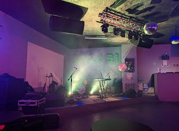 arkansas/sherwood/landmark/neighbors-area-51