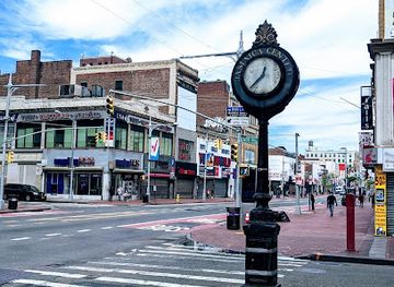 new-york/new-york-city/queens/landmark/sidewalk-clock-on-jamaica-avenue
