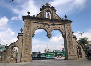 mexico/guadalajara/zapopan-centro/landmark/andador-november-20