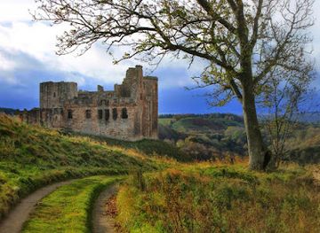united-kingdom/midlothian/landmark/crichton-castle