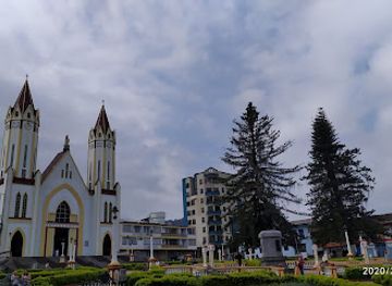colombia/armenia/landmark/monumento-al-machete