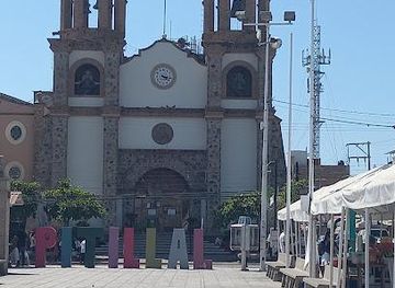 mexico/puerto-vallarta/landmark/parroquia-de-san-miguel-arcangel