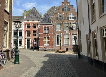 netherlands/leiden/landmark/jan-pesijnshof