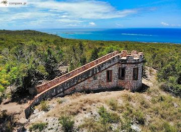 puerto-rico/guanica/landmark/vereda-hacia-fuerte-capron