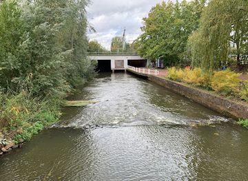 netherlands/eindhoven/landmark/silly-walks-tunnel