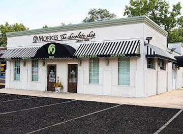 illinois/palatine/landmark/morkes-chocolates