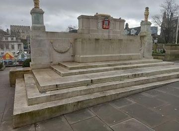 united-kingdom/norwich/landmark/norwich-war-memorial