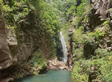 saint-vincent-and-the-grenadines/chateaubelair/landmark/falls-of-baleine