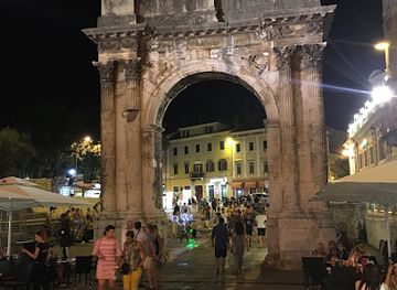 croatia/pula/landmark/james-joyce-monument