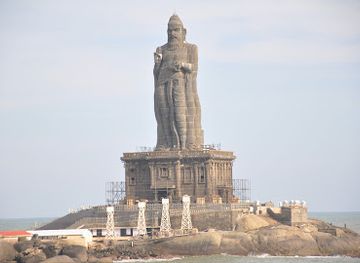 india/kanyakumari/landmark/triveni-sangamam