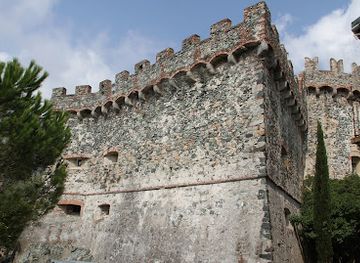 italy/lunigiana/landmark/castello-di-levanto