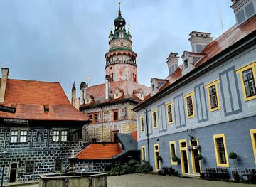 czechia/cesky-krumlov/landmark/cesky-krumlov-castle-tower