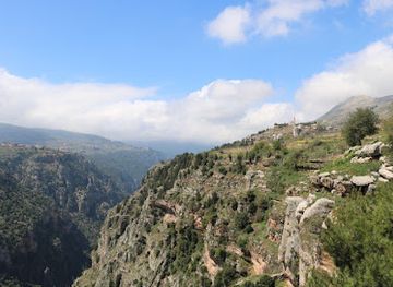 lebanon/bsharri-district/landmark/saint-georges-church-and-park