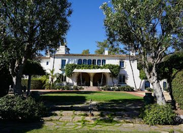 california/santa-barbara/landmark/casa-del-herrero