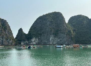 vietnam/ha-long-bay/landmark/doris-cruise-halong-bay
