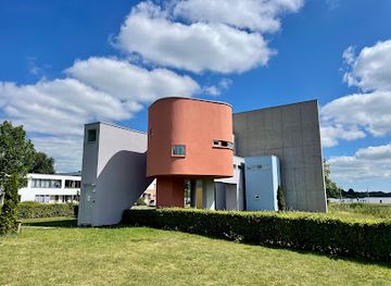 netherlands/drenthe/landmark/wall-house-2