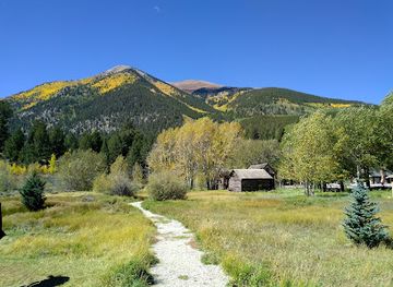 Twin Lakes Historic District