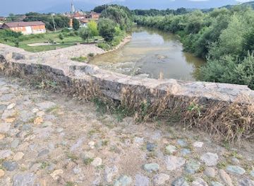 kosovo/has/landmark/ura-e-terzive-tailors-bridge