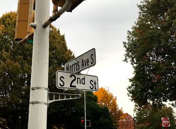 washington/renton/landmark/luther-s-table