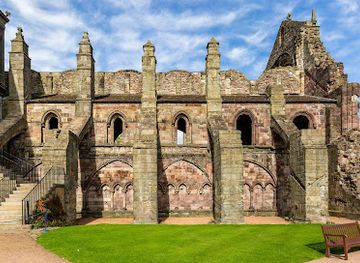 united-kingdom/edinburgh/landmark/holyrood-abbey