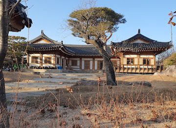 south-korea/gyeongju-historic-areas/landmark/historic-house-of-the-rich-man-choi-gyeongju