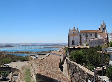 portugal/alentejo-coast/landmark/monsaraz-castle