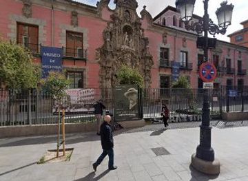spain/madrid/malasana/landmark/placa-de-inauguracion-del-museo