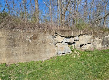 ohio/grand-river-valley/landmark/lock-24