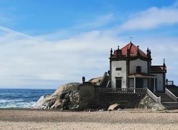 portugal/porto/landmark/capela-do-senhor-da-pedra