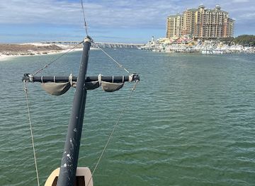 florida/destin/landmark/buccaneer-pirate-cruise