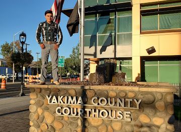 washington/yakima/landmark/backwoods-cafe