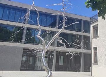 germany/munich/landmark/skulptur-discrepancy