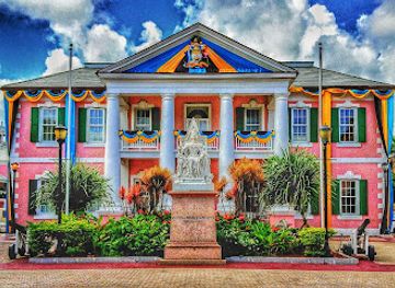 the-bahamas/new-providence/landmark/parliament-square