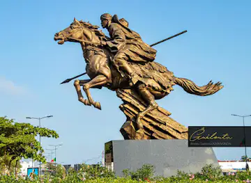 Statue Bio Guerra-Cotonou airport