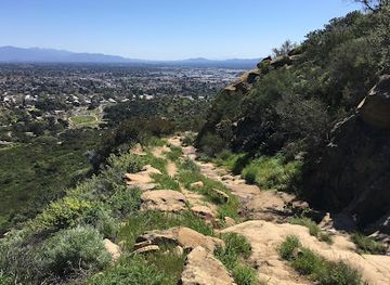 california/santa-clarita/landmark/old-santa-susana-stage-road